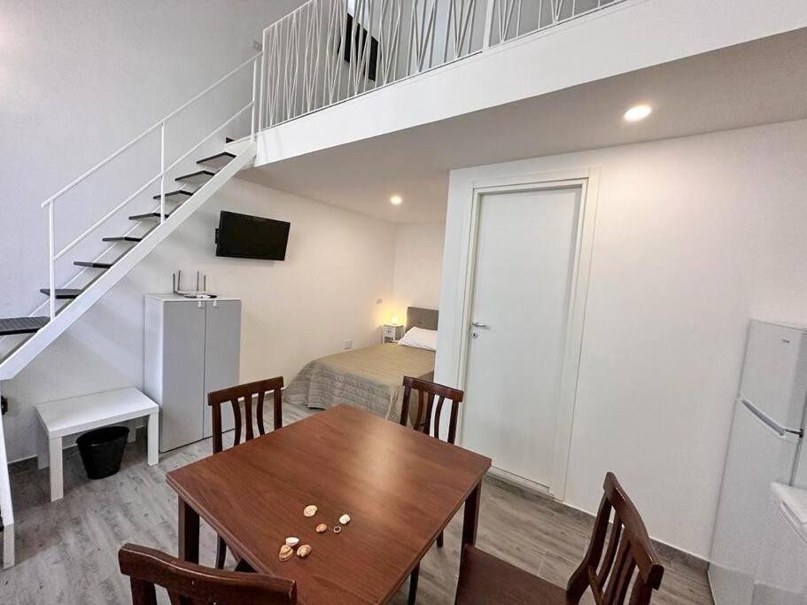 Holiday House Shantu คาตาเนีย ภายนอก รูปภาพ